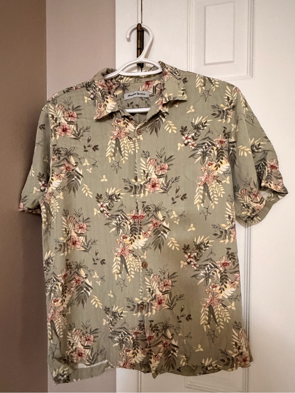 Casual Olive Floral Short-Sleeve Button-Down Shirt